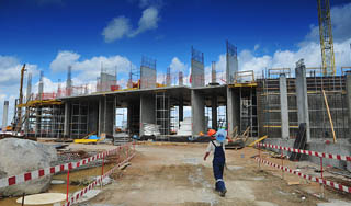 Новую Москву будут строить в кредит Новую Москву будут строить в кредит