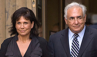 Жена выгнала Стросс-Кана из дома Жена выгнала Стросс-Кана из дома