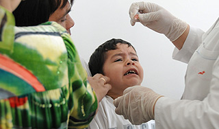 В Грузии десятки детей отравились хлором В Грузии десятки детей отравились хлором