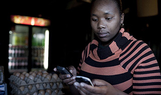 Жители ЮАР страдают без телефона и Twitter Жители ЮАР страдают без телефона и Twitter