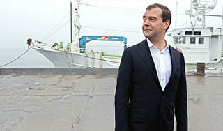 Медведев ответил на протест Японии Медведев ответил на протест Японии