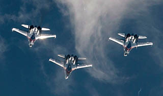 Фарнборо не увидит "Русских витязей" Фарнборо не увидит "Русских витязей"