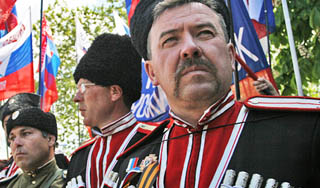 Казаки пришли на помощь жителям Кубани Казаки пришли на помощь жителям Кубани