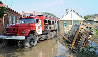 Жители Крымска проверили водохранилище Жители Крымска проверили водохранилище
