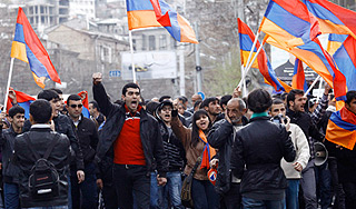 Армения просит у России миллиард на выборы Армения просит у России миллиард на выборы