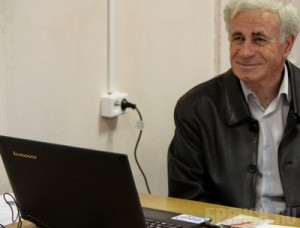 Брянских пенсионеров пригласили освоить компьютер