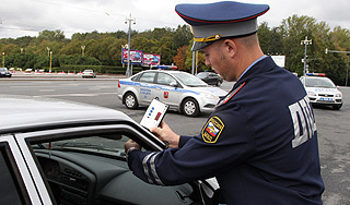 Любителям тонировки выдают медсправки Любителям тонировки выдают медсправки