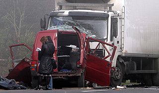 Россияне разбились в аварии на Украине Россияне разбились в аварии на Украине