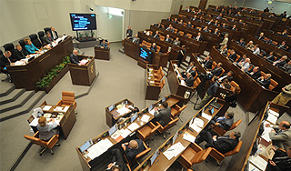 Сенаторы рассмотрят 40 важных законов Сенаторы рассмотрят 40 важных законов