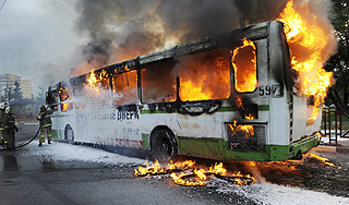 Под Хабаровском сгорел рейсовый автобус Под Хабаровском сгорел рейсовый автобус