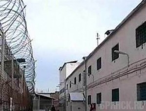 Семь лет «строгача» дали мужчине, зарезавшему собутыльника