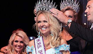 Замужняя блондинка стала королевой красоты Замужняя блондинка стала королевой красоты