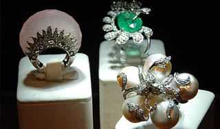 Из квартиры банкира украли 5 млн золотом Из квартиры банкира украли 5 млн золотом