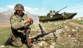 В Таджикистане за день погибли сотни людей В Таджикистане за день погибли сотни людей