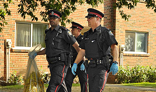 В США русский ребенок сбежал от побоев В США русский ребенок сбежал от побоев