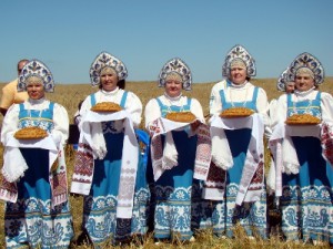 Праздник первого снопа провели в Брянском районе