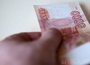 5000 рублей заплатит парень, обругавший полицейского
