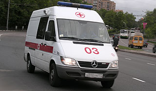 Машина cбила пешеходов в Подмосковье Машина cбила пешеходов в Подмосковье