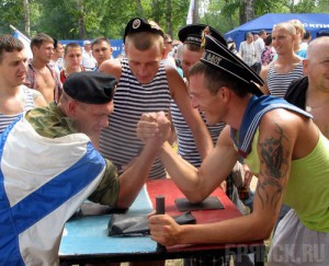 Около 3000 человек отпраздновали День ВМФ