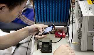 Хакеры нашли новый подход к смартфонам Хакеры нашли новый подход к смартфонам