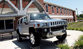 Мощные автомобили станут дешевле Мощные автомобили станут дешевле