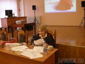 Брянск простится с поэтессой Мариной Юницкой
