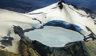 Вулкан из "Властелина колец" проснулся Вулкан из "Властелина колец" проснулся