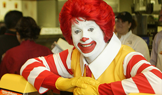 Ребенок задохнулся от картошки в McDonald's Ребенок задохнулся от картошки в McDonald's