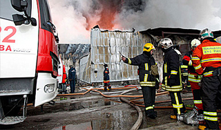 В Москве взорвалось горящее здание В Москве взорвалось горящее здание