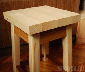 Житель Брянска убил отца табуретом