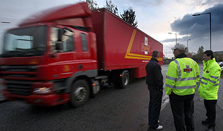 Шофер фуры проехал по "встречке" 16 км Шофер фуры проехал по "встречке" 16 км