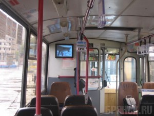 В троллейбусах установили телевизоры