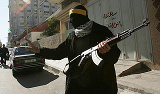 Талибы казнили похитителя ребенка Талибы казнили похитителя ребенка