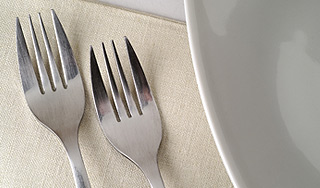 В Запорожье мужчина проглотил две вилки В Запорожье мужчина проглотил две вилки