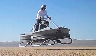 В США взлетел байк из "Звездных войн" В США взлетел байк из "Звездных войн"