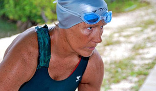 Американка 41 час плыла из Кубы в США Американка 41 час плыла из Кубы в США