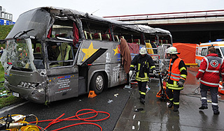 В Баварии разбился автобус с детьми В Баварии разбился автобус с детьми