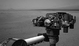 Curiosity впервые покатался по Марсу Curiosity впервые покатался по Марсу