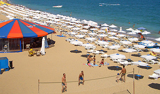 Россиян выселяют из болгарских отелей Россиян выселяют из болгарских отелей