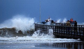 На Приморье надвигается тайфун "Болавен" На Приморье надвигается тайфун "Болавен"