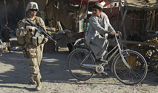 Американцы ответили за сожжение Корана Американцы ответили за сожжение Корана