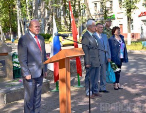 Жителей Бежицы задарили обещаниями накануне выборов