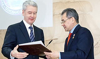 Подмосковье получит 9 миллиардов рублей Подмосковье получит 9 миллиардов рублей