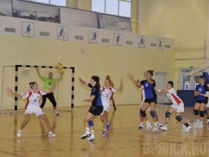 Брянские гандболистки проиграли в Белоруссии