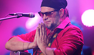 Гребенщиков отказался поддержать Pussy Riot Гребенщиков отказался поддержать Pussy Riot