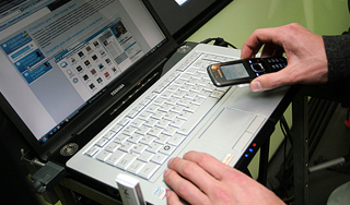 Intel зарядит смартфоны от ноутбуков Intel зарядит смартфоны от ноутбуков