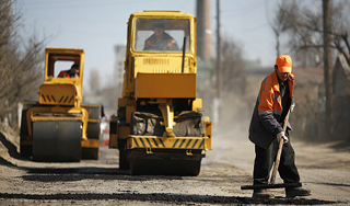 Шойгу просит деньги на дороги Шойгу просит деньги на дороги
