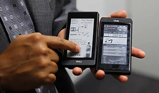 E Ink скрестила смартфон с букридером E Ink скрестила смартфон с букридером