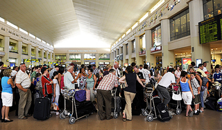 Сервер парализовал работу аэропортов Сервер парализовал работу аэропортов