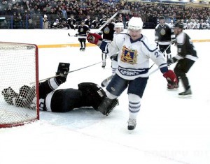 Брянские хоккеисты потерпели поражение в Смоленске